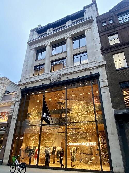 Alexander McQueen (brand)